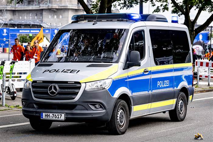 Ba Lan phẫn nộ vì cảnh sát Đức 'vượt biên giới thả người nhập cư'