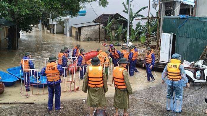 Triển khai di dân tránh lũ ở TP Thanh Hóa