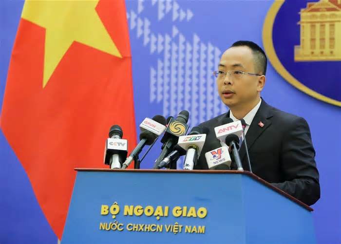 Bộ Ngoại giao thông tin về sắc phong Việt Nam bị đấu giá ở Trung Quốc