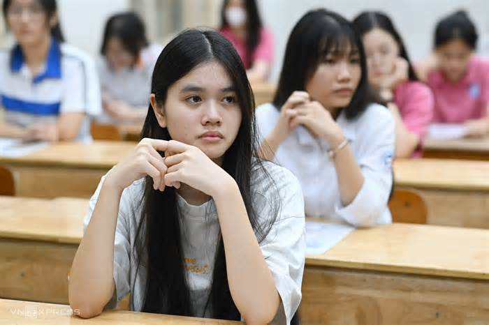 Giáo viên dự đoán điểm thi Văn ở Hà Nội phổ biến 6,5-7,5