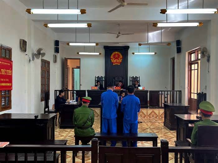 Lĩnh án 18 năm tù vì vận chuyển và tàng trữ ma túy tại Kon Tum
