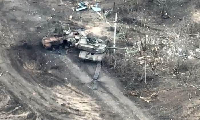 Drone đe dọa soán ngôi xe tăng trên chiến trường Ukraine
