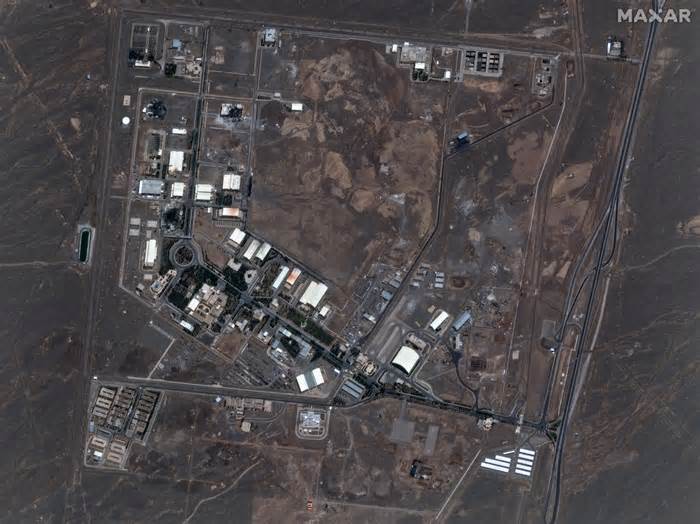 Israel đã không kích trúng cơ sở hạt nhân dưới lòng đất của Iran