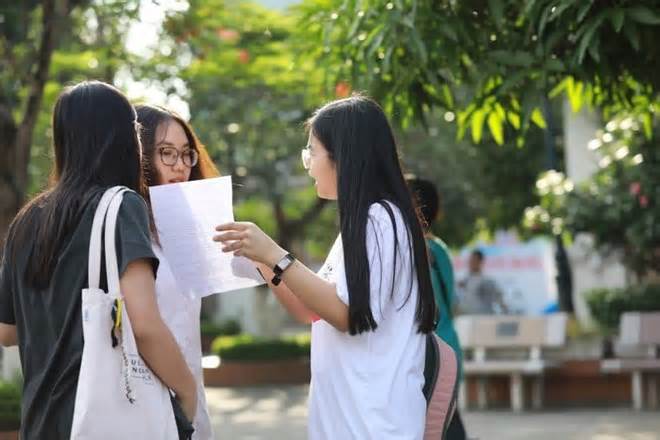 Thêm hơn 3.200 chỉ tiêu tuyển sinh lớp 10 ở Hà Nội