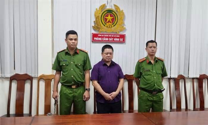 Bắt 2 đối tượng nhận chạy án cho cựu Cục trưởng Cục Đăng kiểm Việt Nam