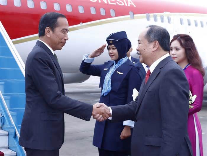 Tổng thống Indonesia Joko Widodo bắt đầu thăm Việt Nam