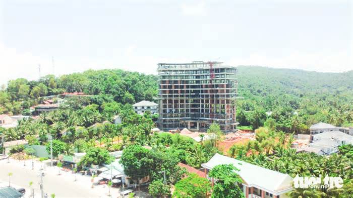 UBND TP Phú Quốc chịu trách nhiệm xử lý tòa nhà 12 tầng xây trái phép trên đường Tràn Hưng Đạo