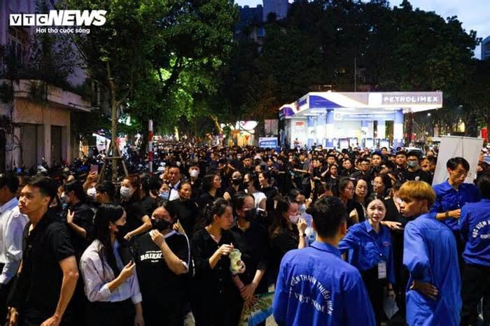 55.600 người tới viếng Tổng Bí thư Nguyễn Phú Trọng