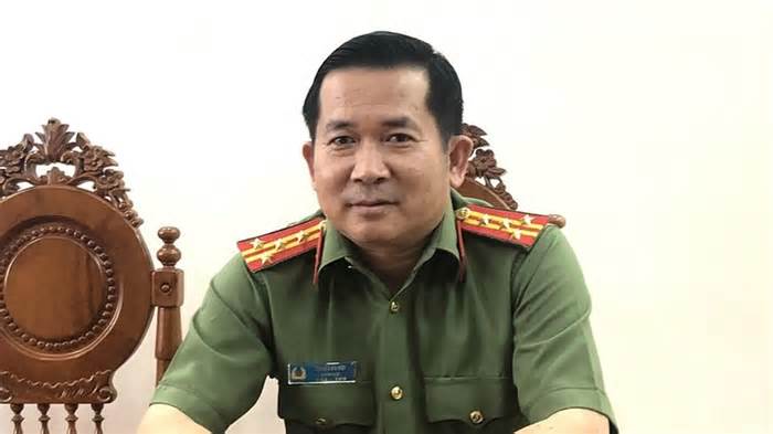 Công bố số điện thoại của Thiếu tướng Đinh Văn Nơi