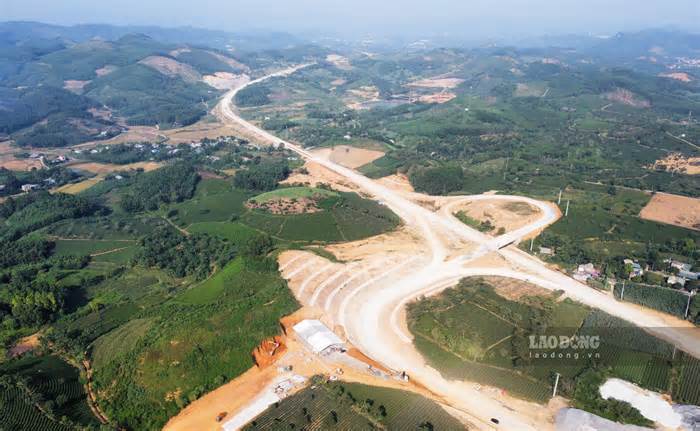 Sẵn sàng khởi công dự án trọng điểm quốc gia cao tốc Tuyên Quang - Hà Giang