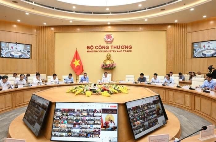 17 tỉnh, thành bị nhắc nhở chậm đề xuất danh mục dự án năng lượng tái tạo