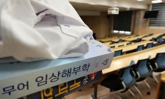 Hơn 60% sinh viên trường y Hàn Quốc đồng loạt xin nghỉ học