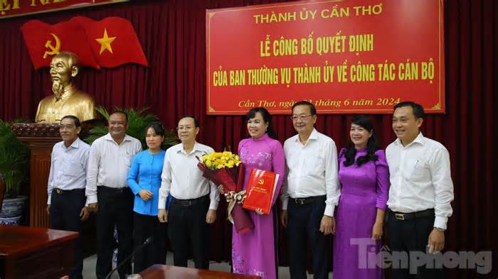 Ban Thường vụ Thành ủy Cần Thơ công bố quyết định về công tác cán bộ