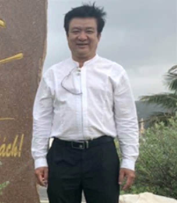 Cựu giám đốc bệnh viện đa khoa Vĩnh Long nhận 1,4 tỉ đồng từ Việt Á