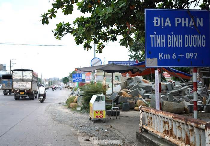 Bình Dương tiếp quản 'quốc lộ không đèn' dài gần 6km