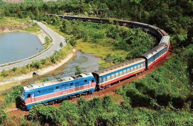 Đề nghị bàn giao hồ sơ dự án đường sắt Yên Viên - Ngọc Hồi cho TP Hà Nội