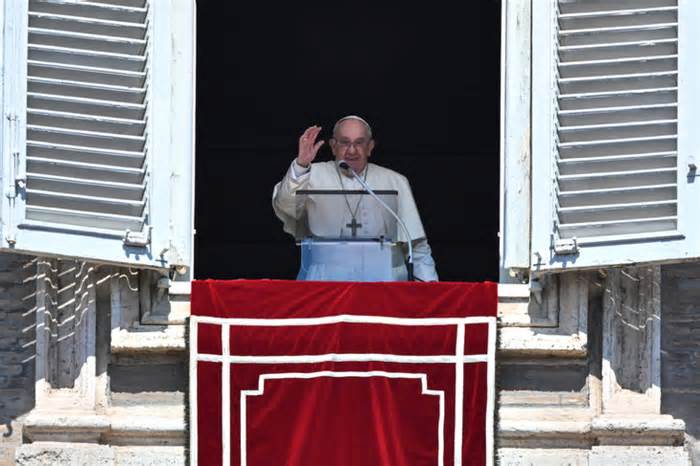 Giáo hoàng kêu gọi 'không cuộc tấn công nào nữa' ở Trung Đông