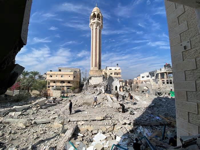 Nhà thờ Hồi giáo lớn nhất và cổ nhất ở Gaza bị đánh bom