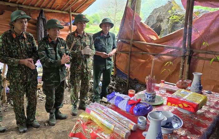 Hài cốt liệt sĩ quy tập trong hang đá ở núi Cô Loong