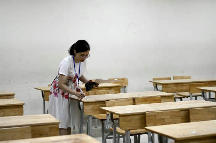 Gần 500 thí sinh bỏ thi môn Toán vào 10 ở Hà Nội
