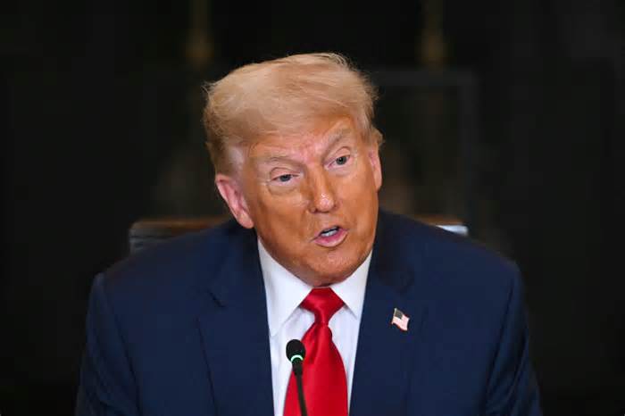 Người Liberia tranh luận về lời khen của ông Trump với Tổng thống