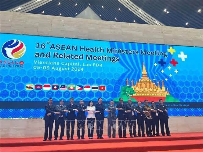 Việt Nam tham dự Hội nghị Bộ trưởng Y tế ASEAN