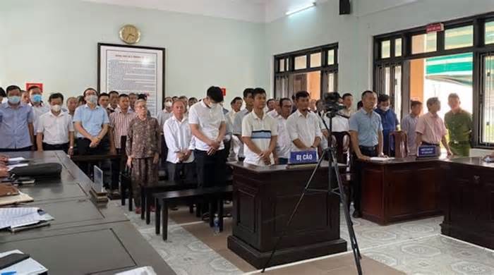 Kê khống mộ giả để trục lợi ở Thừa Thiên - Huế, 71 bị cáo lĩnh án