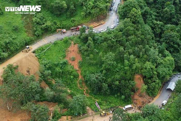 Nguy hiểm rình rập trên khắp các tuyến đường ở Hà Giang