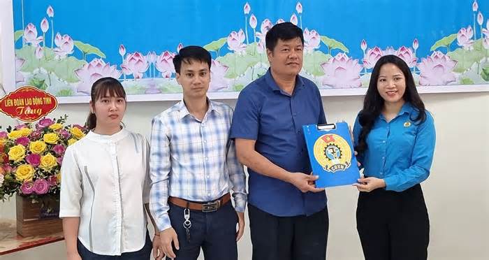 LĐLĐ tỉnh Hà Nam thành lập mới 18 CĐCS, phát triển 1.055 đoàn viên