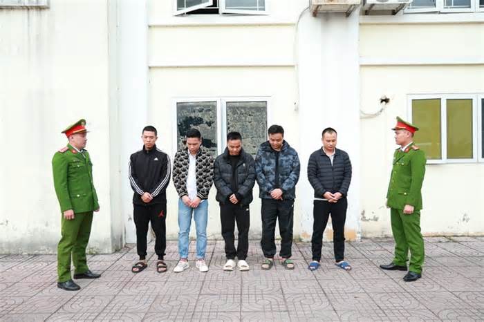 Triệt phá đường dây thuốc lá điện tử quy mô đặc biệt lớn, thu giữ gần 50.000 sản phẩm các loại