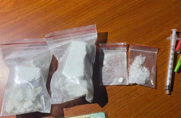 Triệt phá đường dây mua bán trái phép chất ma túy ở Lâm Đồng