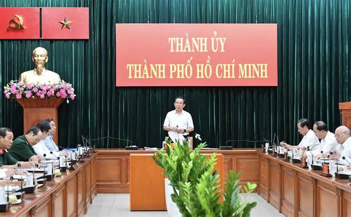 Bí thư TPHCM yêu cầu tập trung các công trình phúc lợi xã hội, nâng cao chất lượng sống của người dân