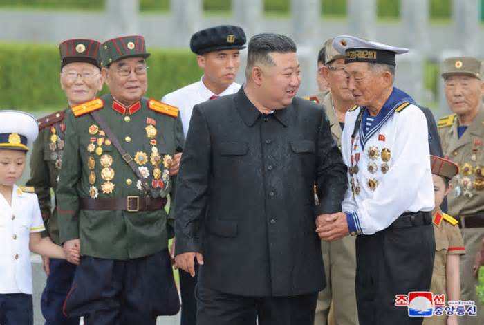 Ông Kim Jong Un kêu gọi xây dựng 'thiên đường cho nhân dân'