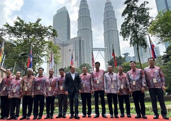 Thúc đẩy mối quan hệ đối tác chặt chẽ với ASEAN và Trung Quốc trong lĩnh vực xây dựng