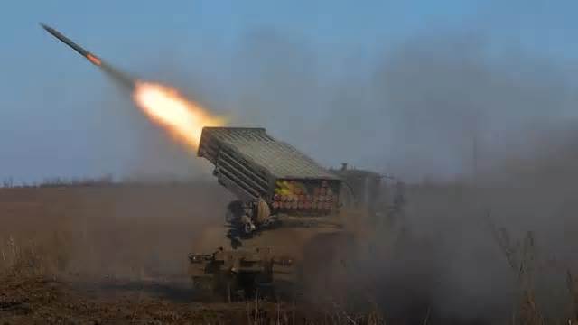 Nga phá hủy hàng loạt căn cứ và thiết bị quân sự của Ukraine
