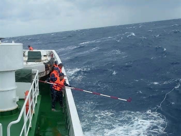 Danh tính 5 ngư dân Phú Yên mất tích trong vụ chìm tàu trên biển