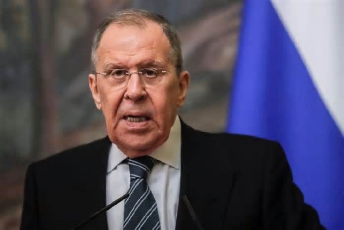 Ngoại trưởng Nga chỉ trích NATO, cảnh báo nguy cơ xung đột vũ trang trực tiếp, nêu khả năng sử dụng vũ khí hạt nhân