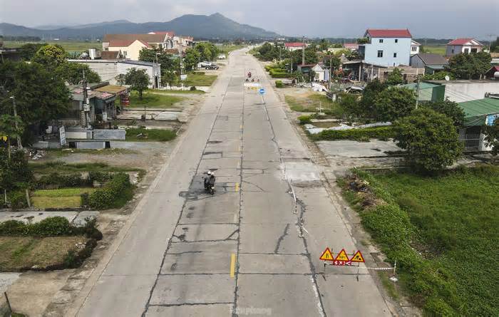 Gần 40 tỷ đồng thảm nhựa 3km quốc lộ 1A ở Hà Tĩnh