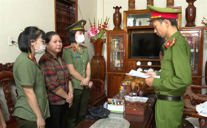 Bắt nữ đối tượng cho vay lãi ‘cắt cổ’