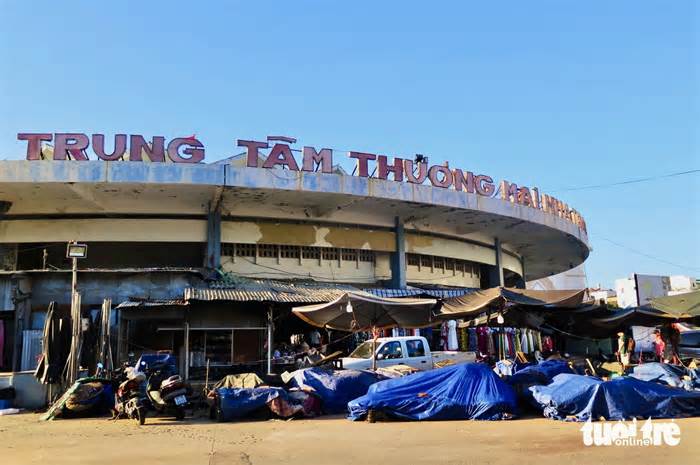 Bao giờ tháo dỡ chợ Đầm tròn Nha Trang?