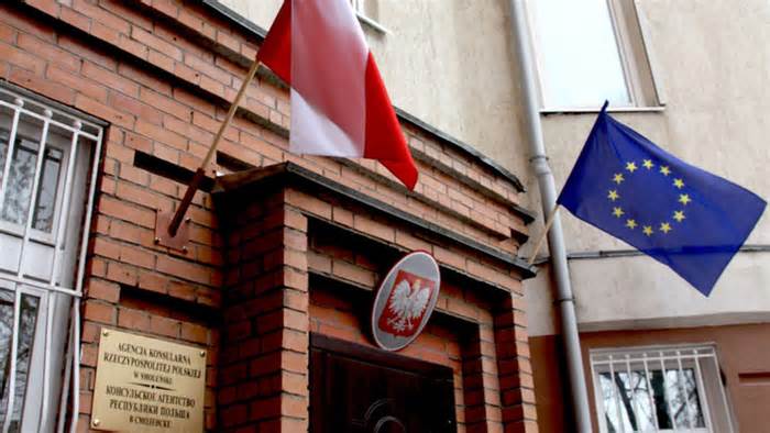 Nga sắp đóng cửa lãnh sự quán Ba Lan, Warsaw nói sẽ trả đũa