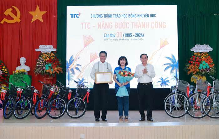 Tập đoàn TTC trao 568 suất học bổng đến học sinh tỉnh Bến Tre