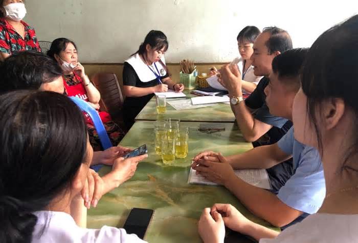 Xử phạt 14,5 triệu đồng quán cơm bị tố đồ ăn có giòi ở Quảng Ninh