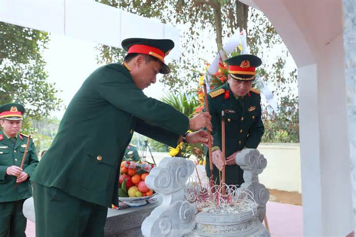 Tuổi trẻ Quân đội tri ân tại nơi thành lập Chi đoàn Thanh niên cứu quốc đầu tiên