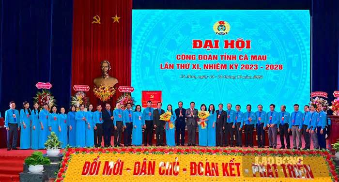 Đại hội Công đoàn tỉnh Cà Mau đã bầu 30 người vào Ban Chấp hành khóa XI