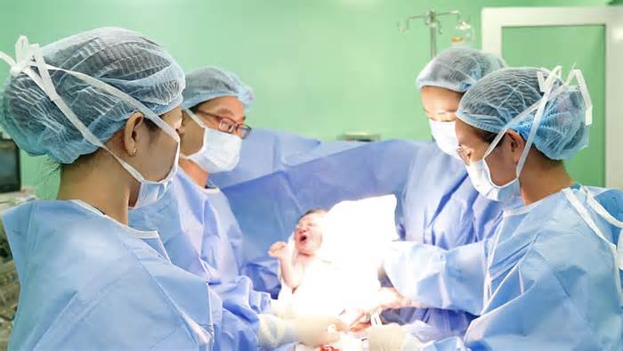 Phụ nữ TP HCM sinh con ít nhất cả nước