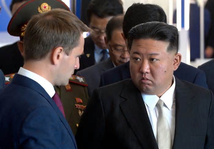 Ông Kim Jong Un kết thúc chuyến thăm Nga