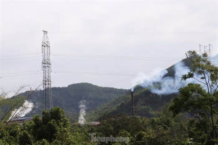 Hàng trăm hộ dân ở Đà Nẵng bị tra tấn bởi khói thải từ nhà máy sản xuất xốp