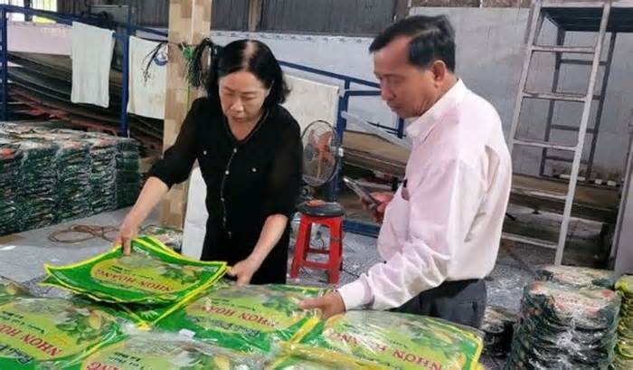 Các làng nghề truyền thống ở Đồng Tháp hối hả sản xuất vụ Tết