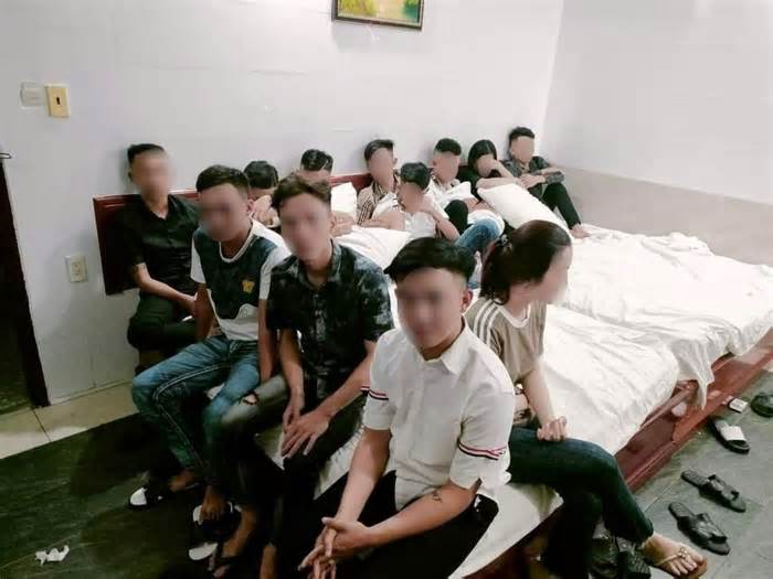 Phát hiện 23 thanh niên “bay lắc” trong khách sạn ở Kiên Giang